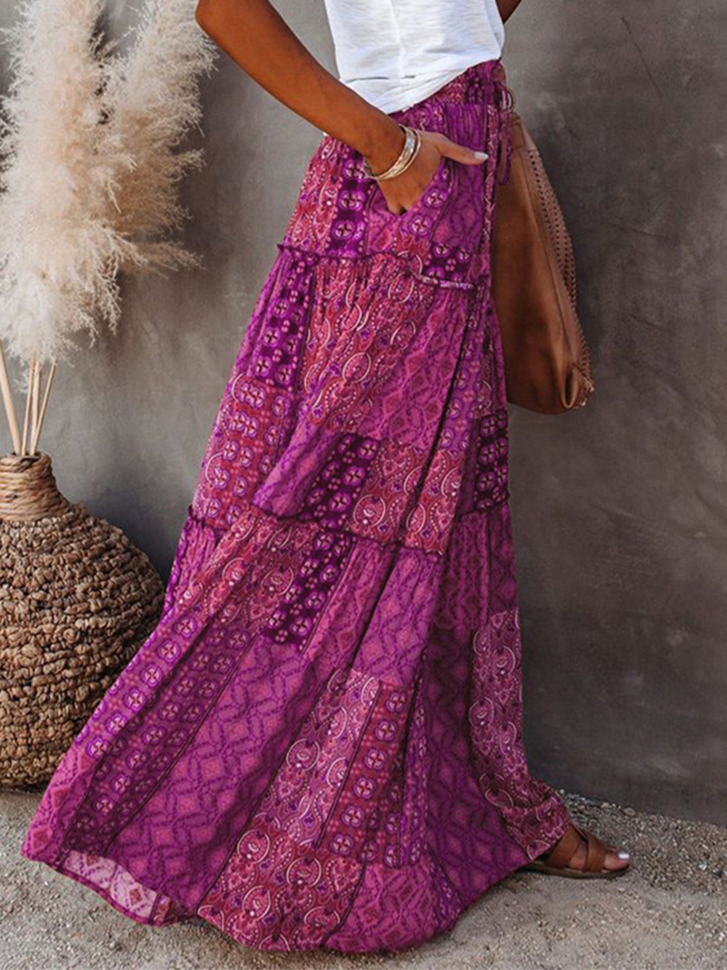 Women's Bohemian Maxi Skirt with Pockets and Vibrant Pattern