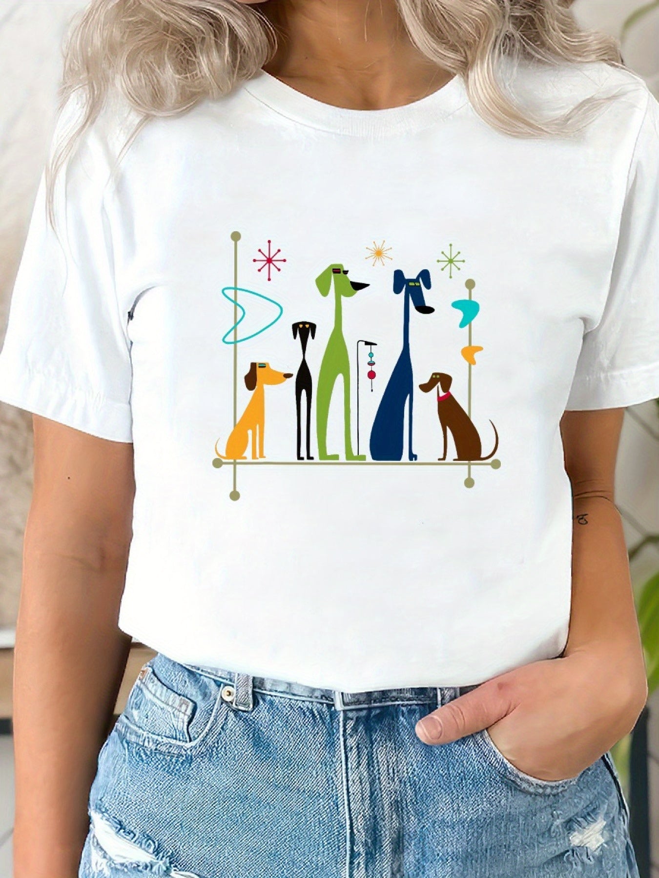 Women's Vintage Retro Dogs Graphic T-Shirt for Everyday Wear