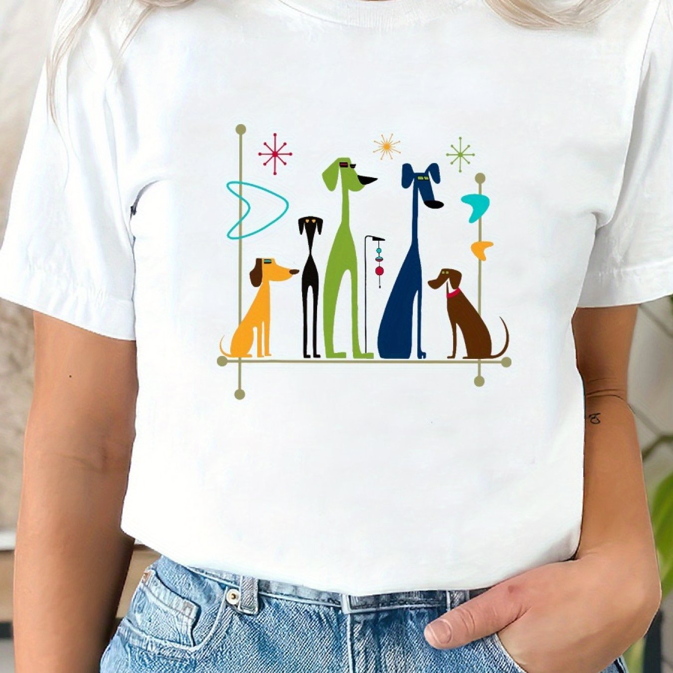 Women's Vintage Retro Dogs Graphic T-Shirt for Everyday Wear