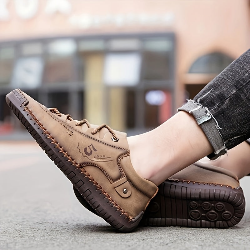 Hand-Stitched Casual Men's Outdoor Sneakers for All Seasons