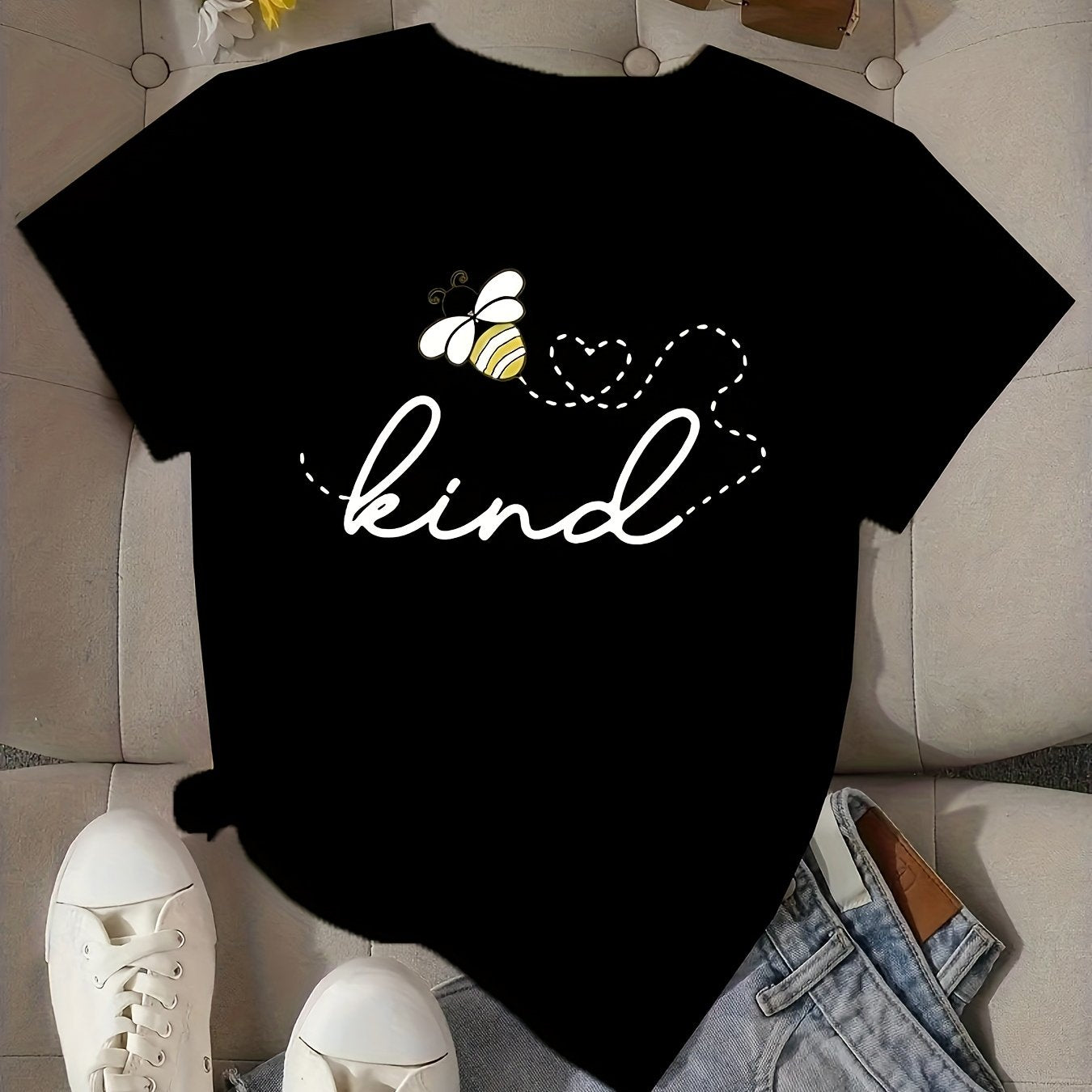 Women's Kind Letter Bee Print Casual Cotton T-Shirt
