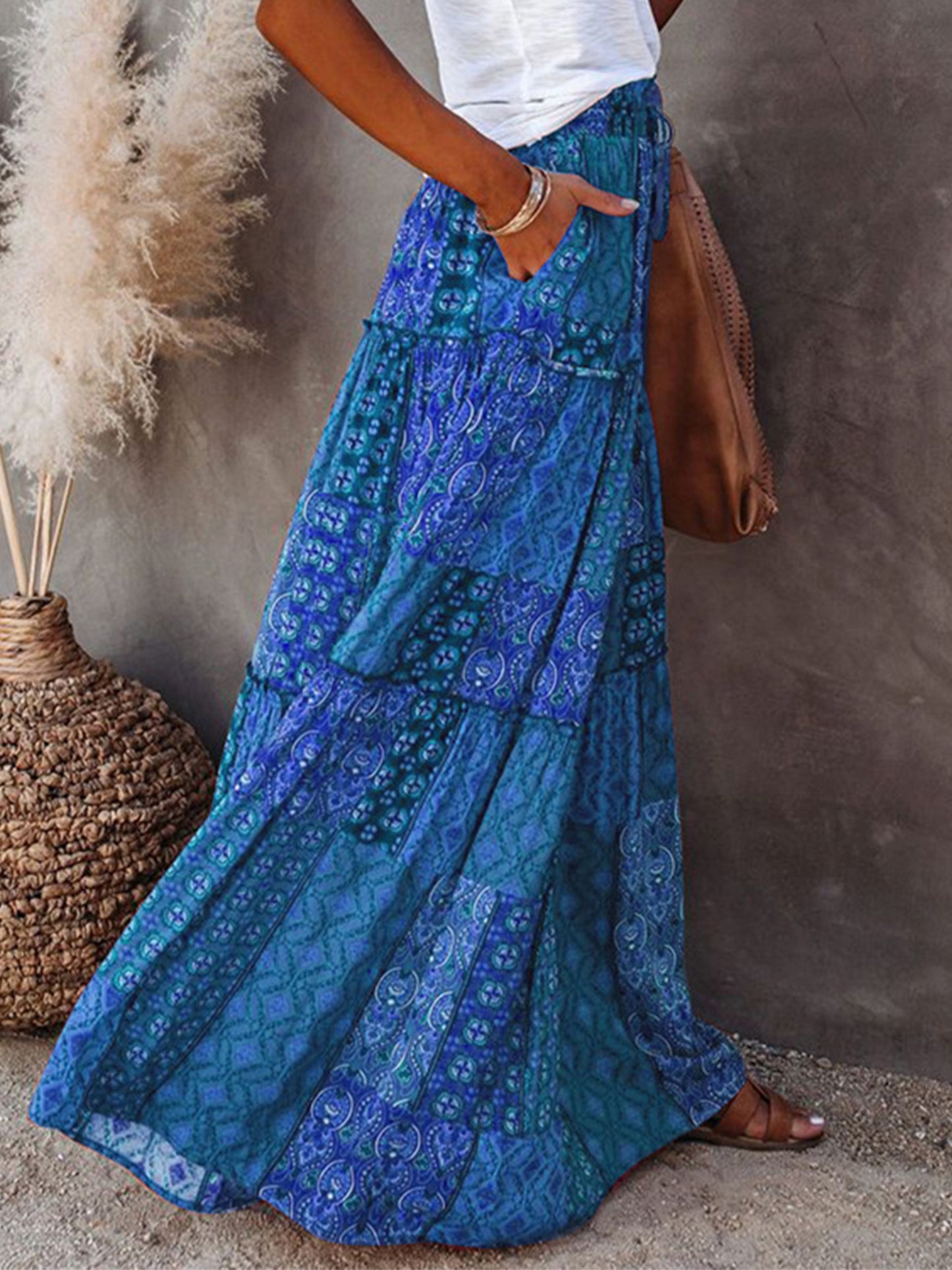 Women's Bohemian Maxi Skirt with Pockets and Vibrant Pattern