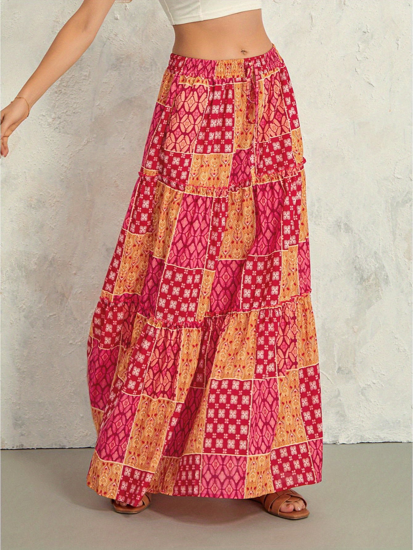 Women's Bohemian Maxi Skirt with Pockets and Vibrant Pattern