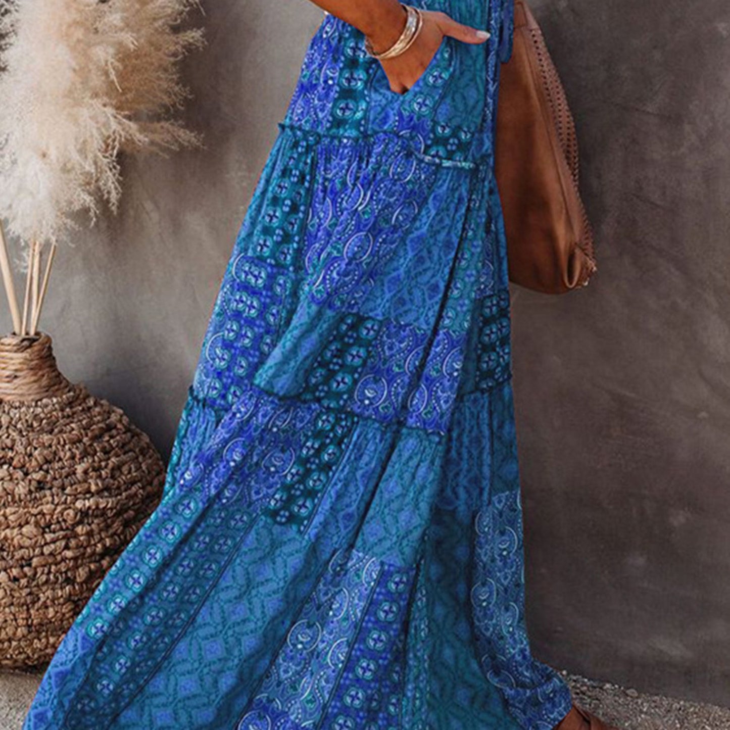Women's Bohemian Maxi Skirt with Pockets and Vibrant Pattern